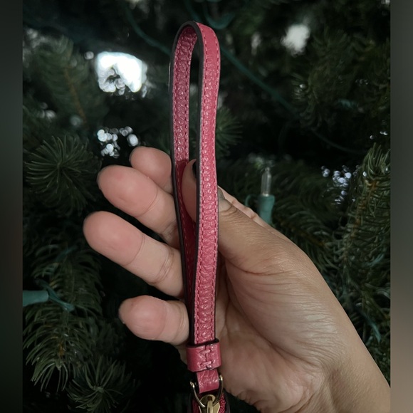 Coach Leather Corner Zip Wristlet wallet. - Picture 5 of 9